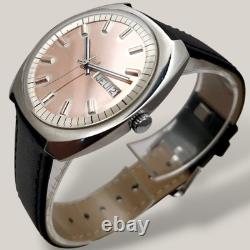 Noname Day Date Automatic 1970s 37mm Duromat 7526 Vintage Watch Fully Working