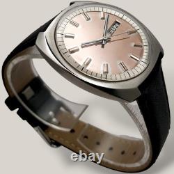 Noname Day Date Automatic 1970s 37mm Duromat 7526 Vintage Watch Fully Working