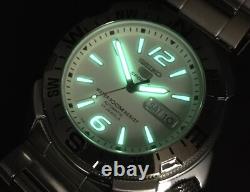 Presque comme neuve Montre automatique pour homme SEIKO 5 Sports 7S36-02R0 Presque comme neuve Montre automatique pour homme SEIKO 5 Sports 7S36-02R0