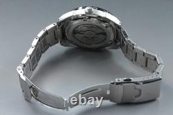 Presque comme neuve Montre automatique pour homme Seiko 4R36-04V0 Sports