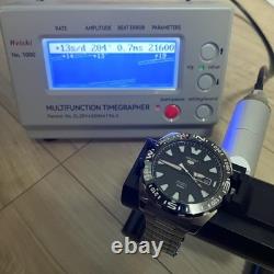 Presque comme neuve Montre automatique pour homme Seiko 4R36-04V0 Sports