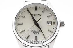 Presque comme neuve avec boîte Montre automatique homme SEIKO 4R35-03X0 Presque comme neuve avec boîte Montre automatique homme SEIKO 4R35-03X0