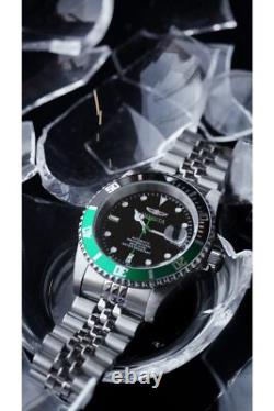 Pro Diver Montre Homme Automatique en Acier Inoxydable 42 mm Argent / Vert Pro Diver Montre Homme Automatique en Acier Inoxydable 42 mm Argent / Vert