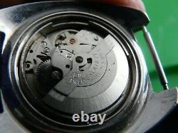 Rare montre de plongée Lip automatique 200m