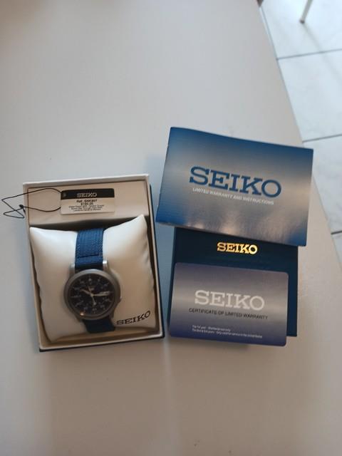 Seiko 5 Snk807k2 Montre Homme Automatique Cadran Bleu Jour/date Acier