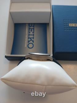 Seiko 5 SNK807K2 montre homme automatique cadran bleu jour/date acier