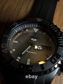 Seiko 5 Sport Phantom Black