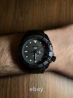 Seiko 5 Sport Phantom Black