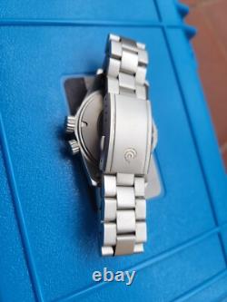 Very rare diver's Obris Morgan Seastar 70 auto 200m saphir full set etat neuf Very rare diver's Obris Morgan Seastar 70 auto 200m saphir full set etat neuf